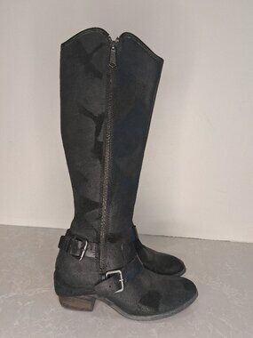 Black Pattern Suede Zip Boots, Size 7.5